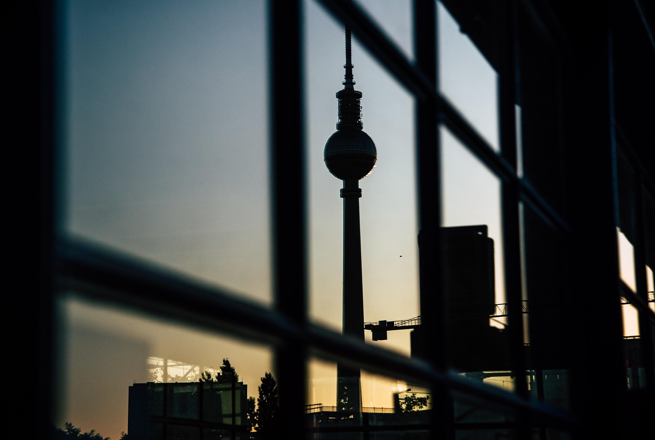 Marca de TV que mais dá defeito: 5 nomes para evitar